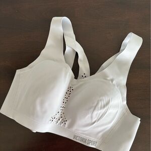 Victoria’s Secret angel max sports bra 32 B gray